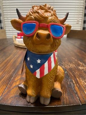 8” Patriotic Highland Cow Figurine with Sunglasses